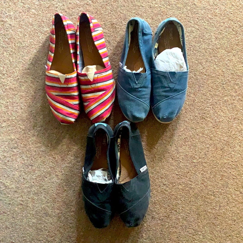 LOT of 3 Toms flats size 8W